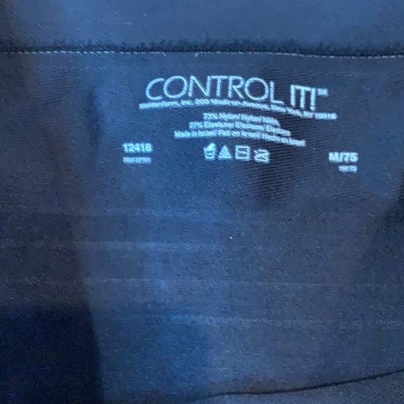 Control It! Black shapewear size medium - Picture 2 of 2